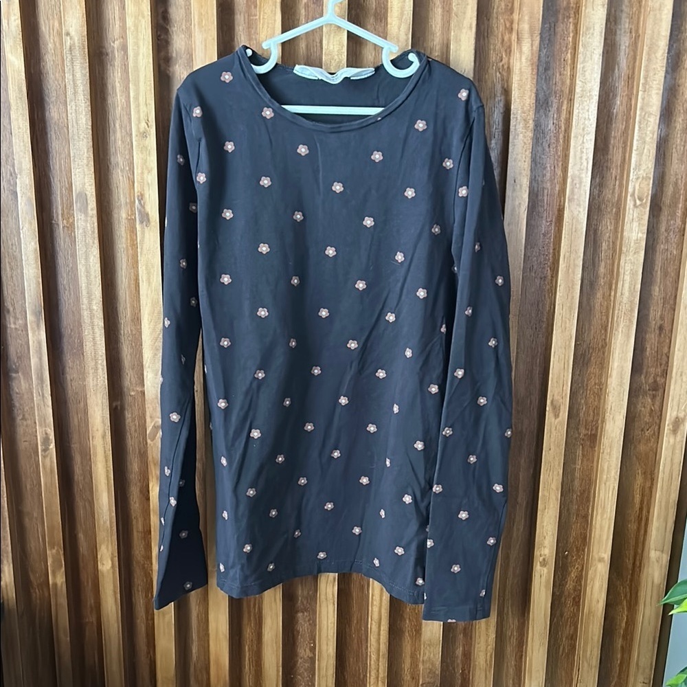 H&M Long-Sleeve Floral Jersey Top. Size M (8/10